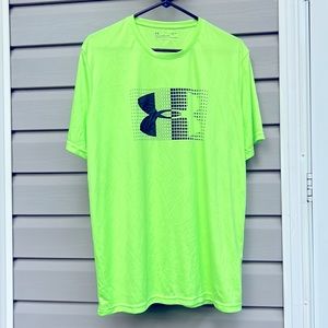 Men’s Under Armour Heat gear shirt